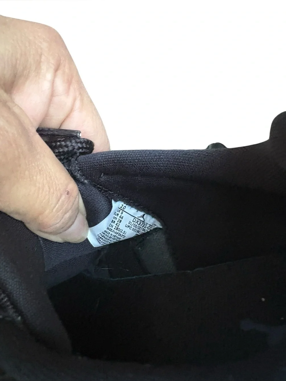 Nike Air Jordan 11 CMFT Low Space Jam DX3731–001 size 10.